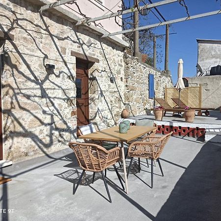 Stairs Homes & Suites Kamaria  Exterior foto