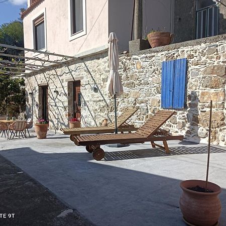 Stairs Homes & Suites Kamaria  Exterior foto